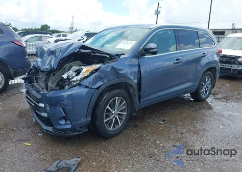 2018 Toyota Highlander Xle from USA, damaged, VIN 5TDJZRFHXJS903220